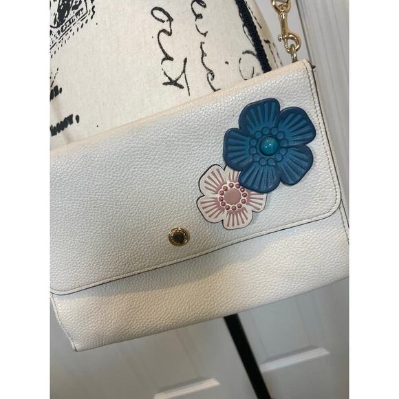 COACH CROSSBODY TEA ROSE WILLOW LEATHER CHALK COLOR  VERSATILE ICONIC - Picture 8 of 16